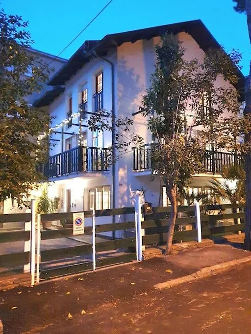 Villa D'Amare Riccione 0*,  Italy
