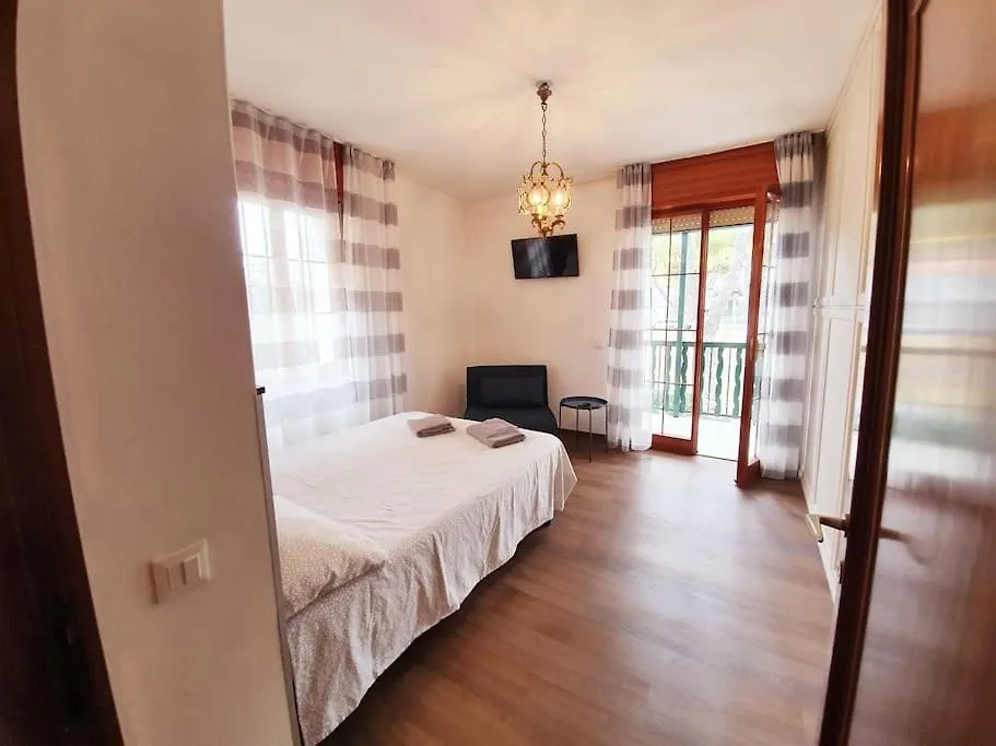 Villa D'Amare Riccione 0*,
